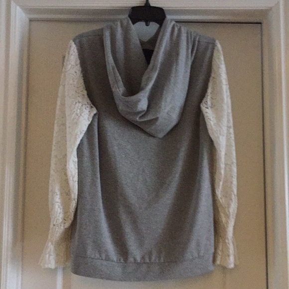 Zara Cool hoodie for everyone and every day - Picture 2 of 6